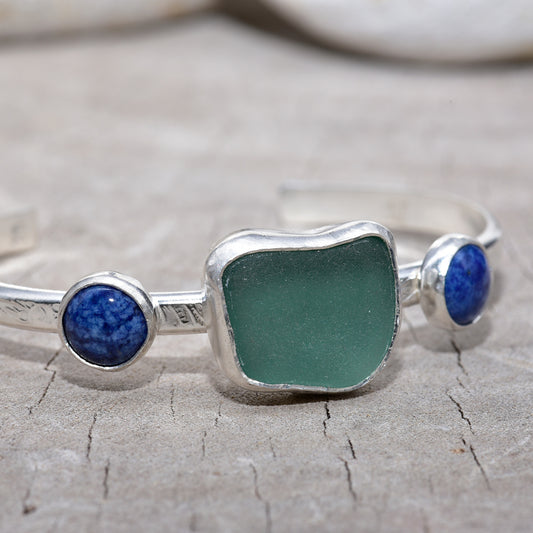 Sea glass cuff bracelet in a hand crafted sterling silver setting (B877)