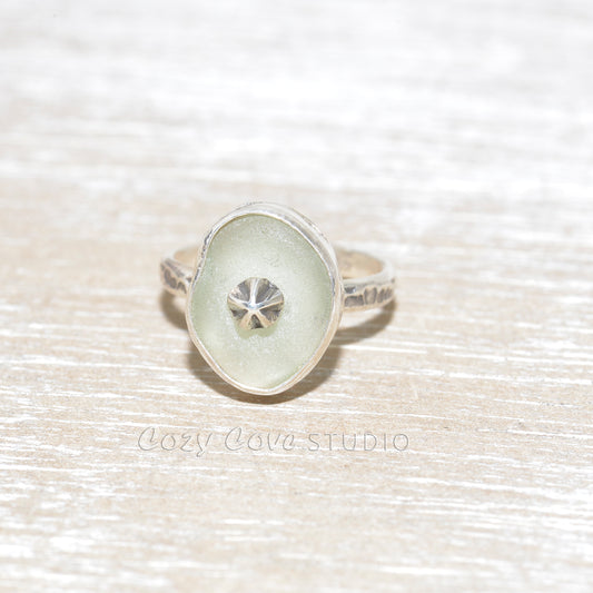 Sea glass ring with a hand crafted stud in a setting of fine and sterling silver. (R563)