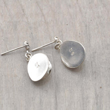 Load image into Gallery viewer, Sea glass earrings in pale green accented with sterling silver studs. (E578)
