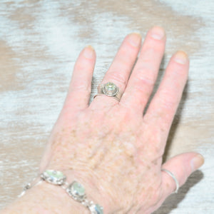Sterling silver ring with a green amethyst (R639)