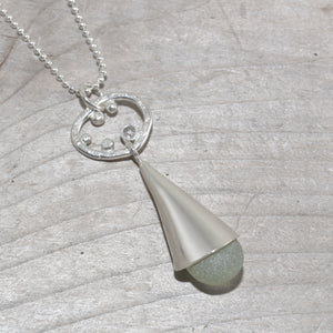 Sea glass drop necklace in sterling silver. (N640)