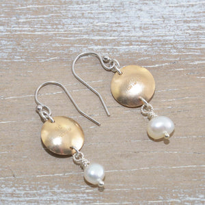 Dangle earrings in sterling silver and 14K gold fill with cultured pearl dangles. (E650)