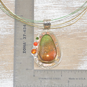 Pendant necklace with vitreous enamel cabochon in a setting of sterling silver and 14K gold fill (N656)