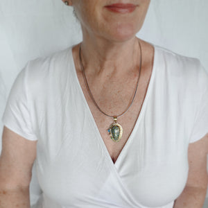 Pendant necklace with vitreous enamel cabochon in a setting of sterling silver and 14K gold fill (N657)