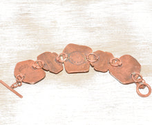 Load image into Gallery viewer, Shards of pottery link bracelet in hand crafted links of copper. (B665)
